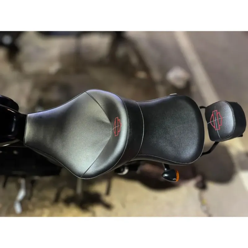 Harley Davidson Iron 883 Premium Comfort Seat