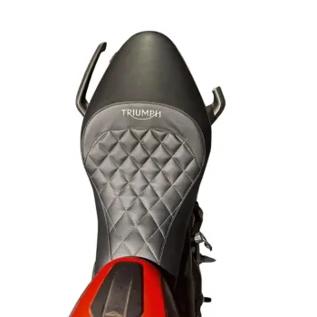 Triumph Trident 660 Seat – Premium Comfort & Style