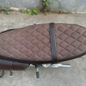 Triumph Bonneville T100/T120 Vintage Riot Diamond Seat