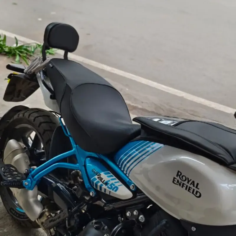Royal Enfield Guerrilla 450 Seat – Performance Meets Style
