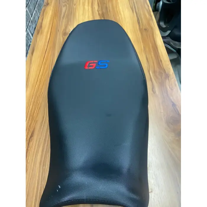 BMW GS Series Premium Low Rider Seat with Logo – F750GS / F850GS / F900GS Adventure / F800GS