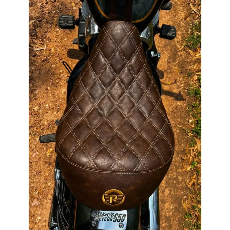 Royal Eenfield Super meteor 650 solo Rider Seat Double Diamond