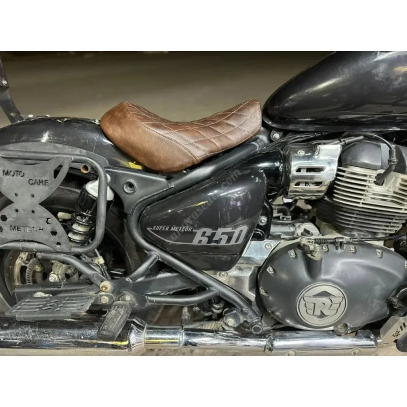 Royal Enfield Super Meteor 650 Solo Rider Low Rider Seat