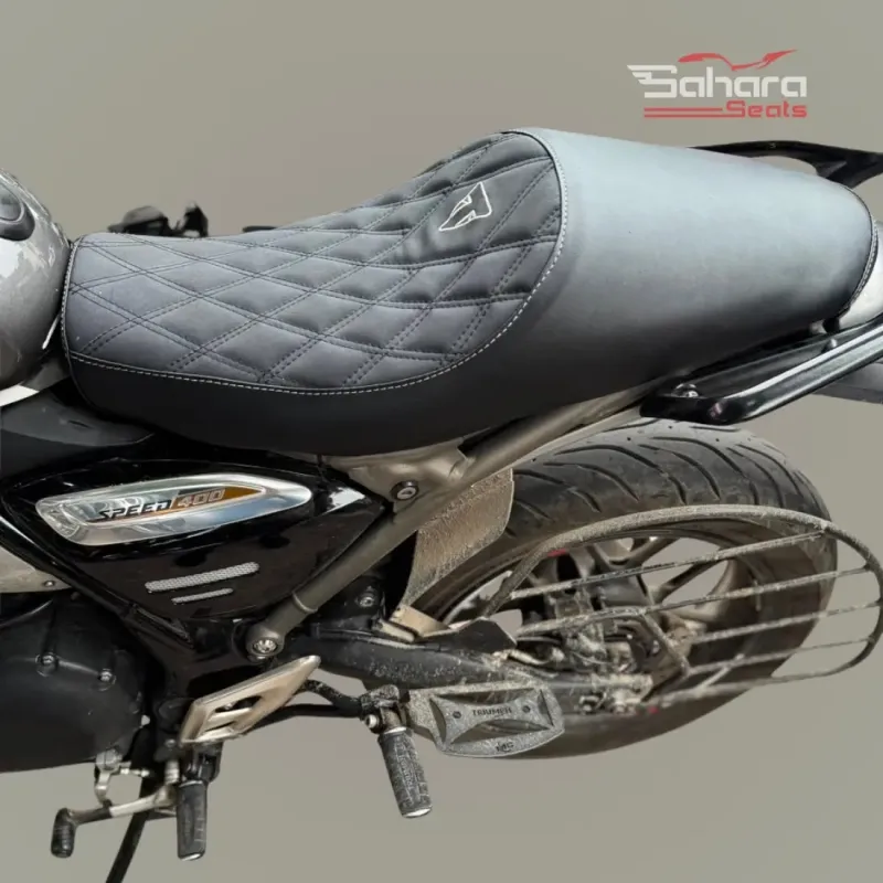 Triumph  Speed 400 Stridemaster Red White Suede Seat