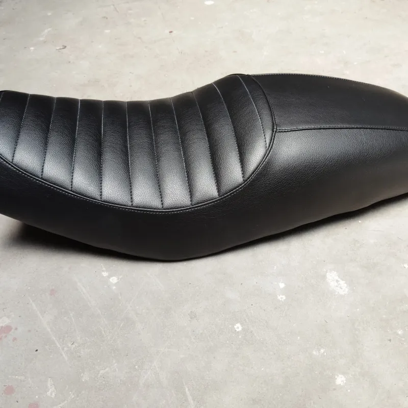 Triumph Speed 400 Cafe Racer Stripes Touring Seat
