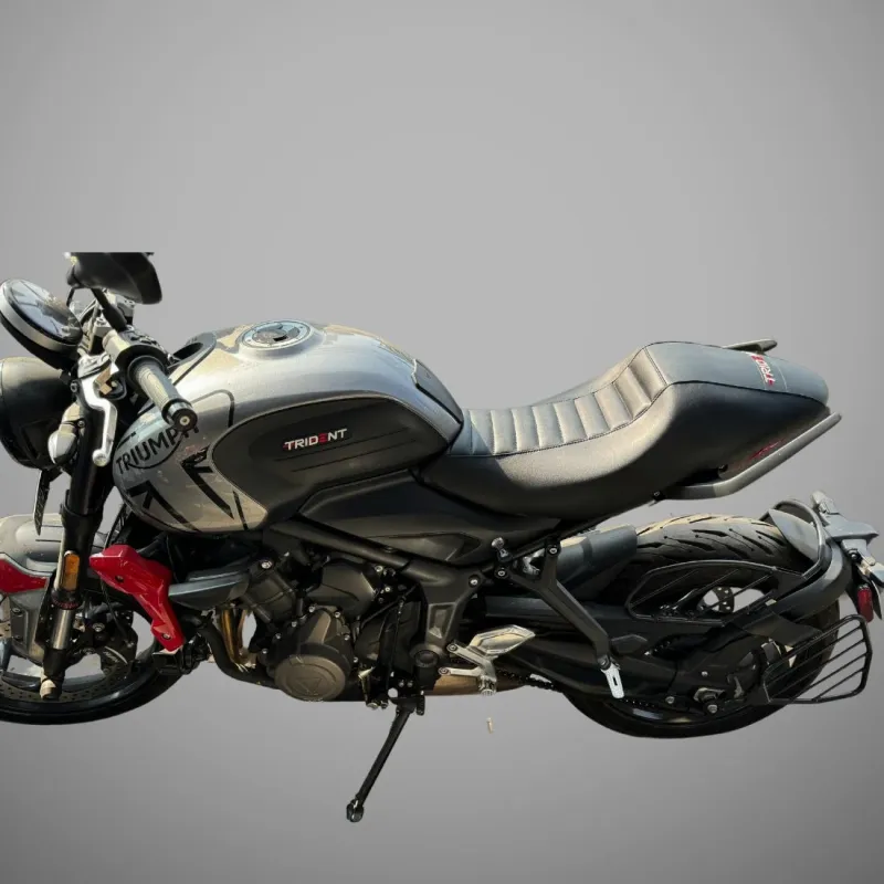 Triumph Trident 660 Custom Seat