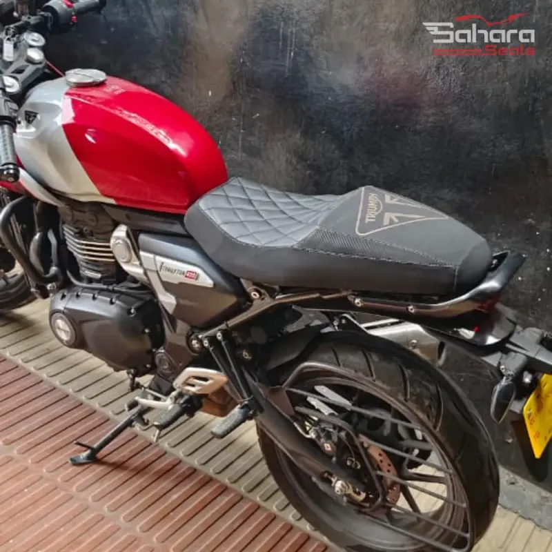 Triumph Thruxton 400 Premium Comfort Seat