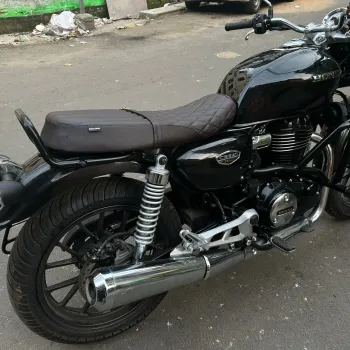 Honda Highness CB350 Retro Crown Brat Saddle