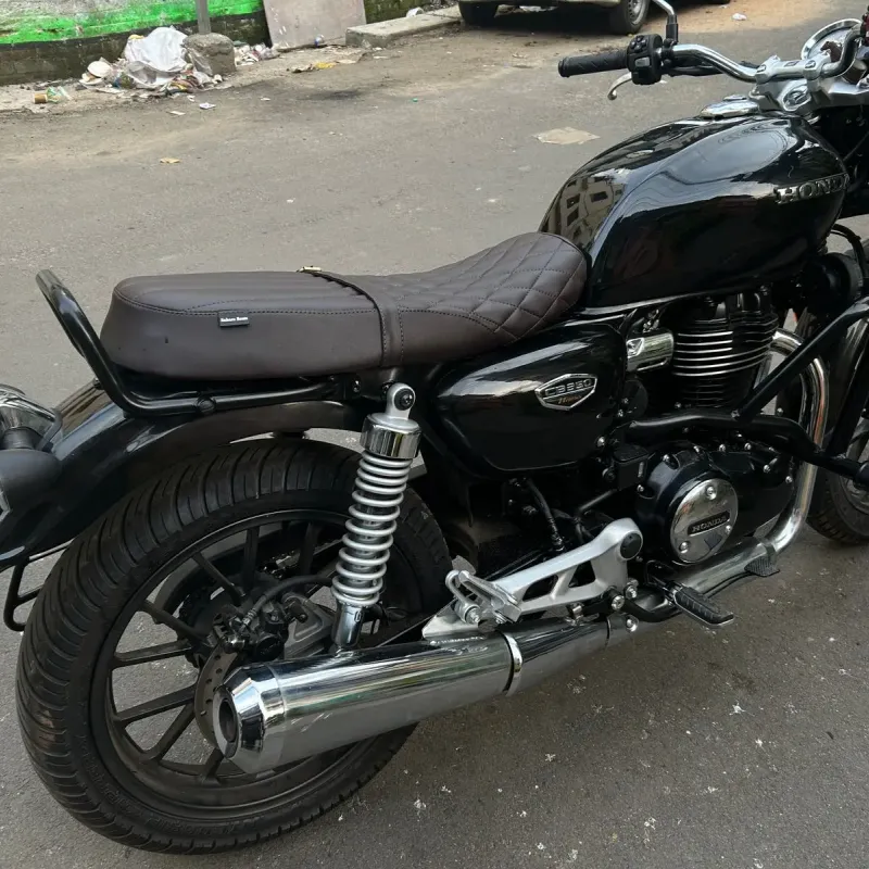Honda Highness CB350 Retro Crown Brat Saddle