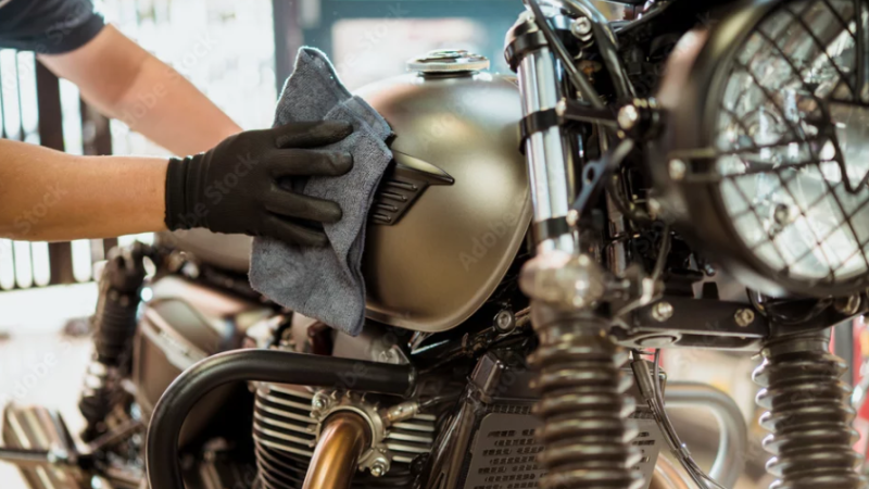 Motorcycle/ bike seat maintenance tips: Protect Your Bike Seat & Cover from Rain, Sun & Wear